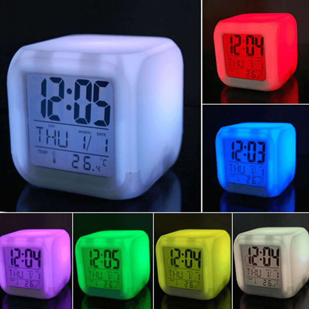 Cubez - The Glowing Digital Clock Cube